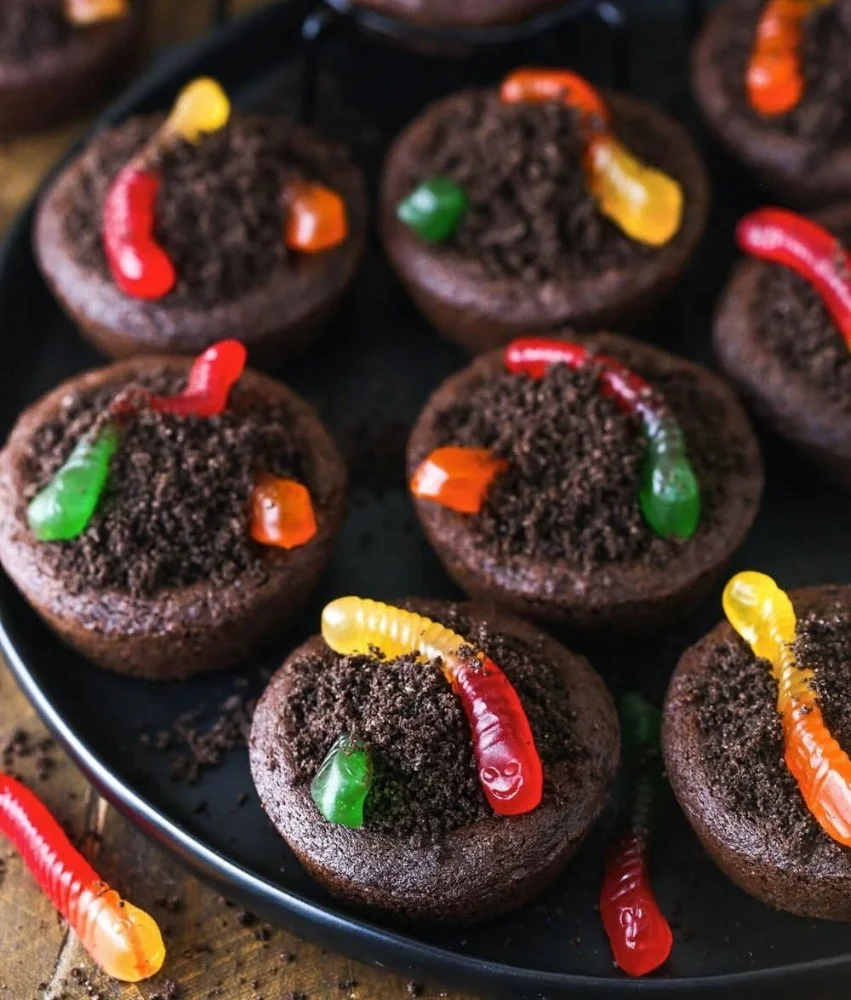 Delightful Cookies Inspired by Classic Dirt Cups