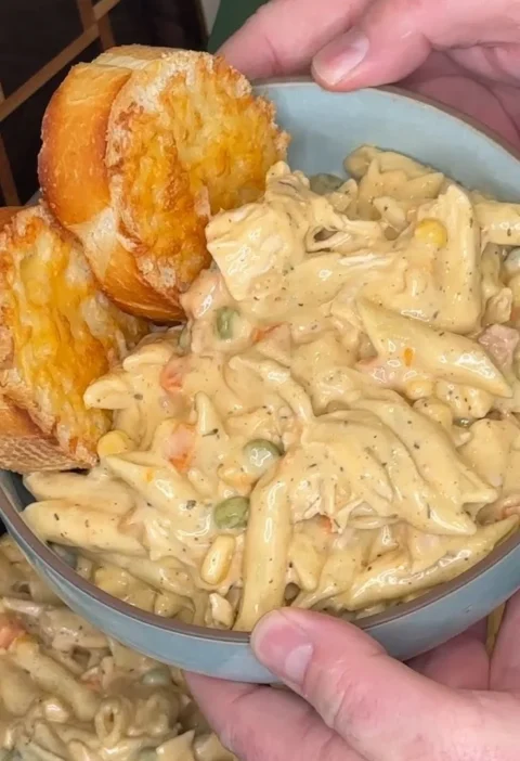 Delicious slow cooker chicken pot pie pasta in a bowl.