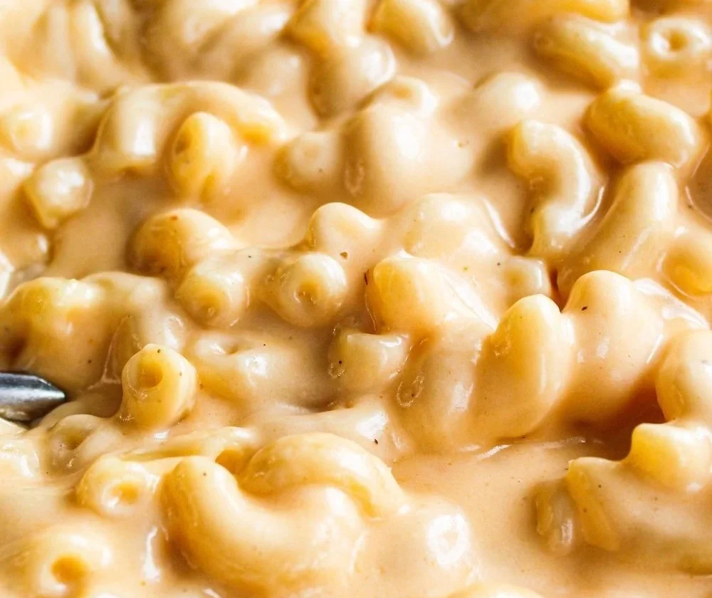 Extra creamy classic mac and cheese recipe served in a bowl