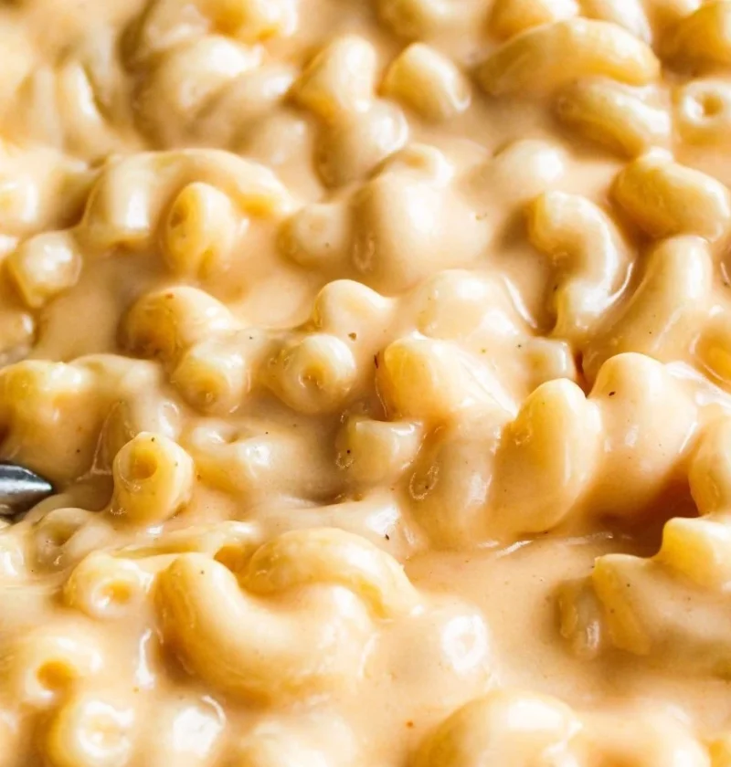 Extra creamy classic mac and cheese recipe served in a bowl